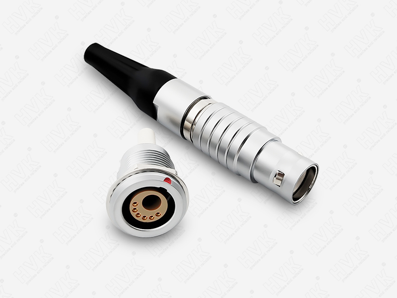 圓形航空插頭是否適用于所有類型的電子設備？